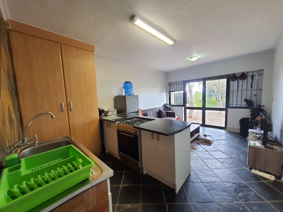 To Let 3 Bedroom Property for Rent in Oude Westhof Western Cape